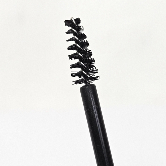 25 CHANEL Le Gel Sourcils Eyebrow Mascara Wand Applicator Disposable Spool Brush - Picture 2 of 6